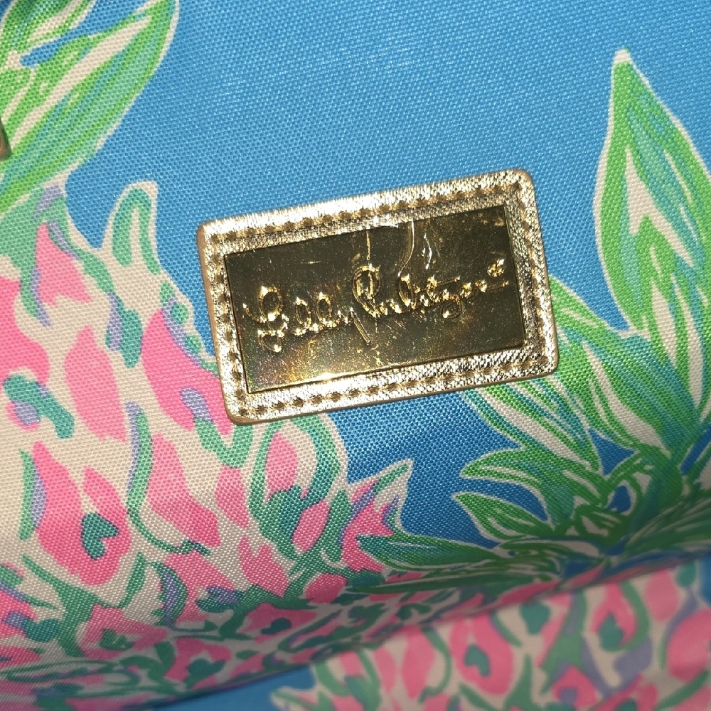 Lilly Pulitzer Blue Pineapple Lunch Bag Or Wine Carrier with Pink Accents - Picture 7 of 9